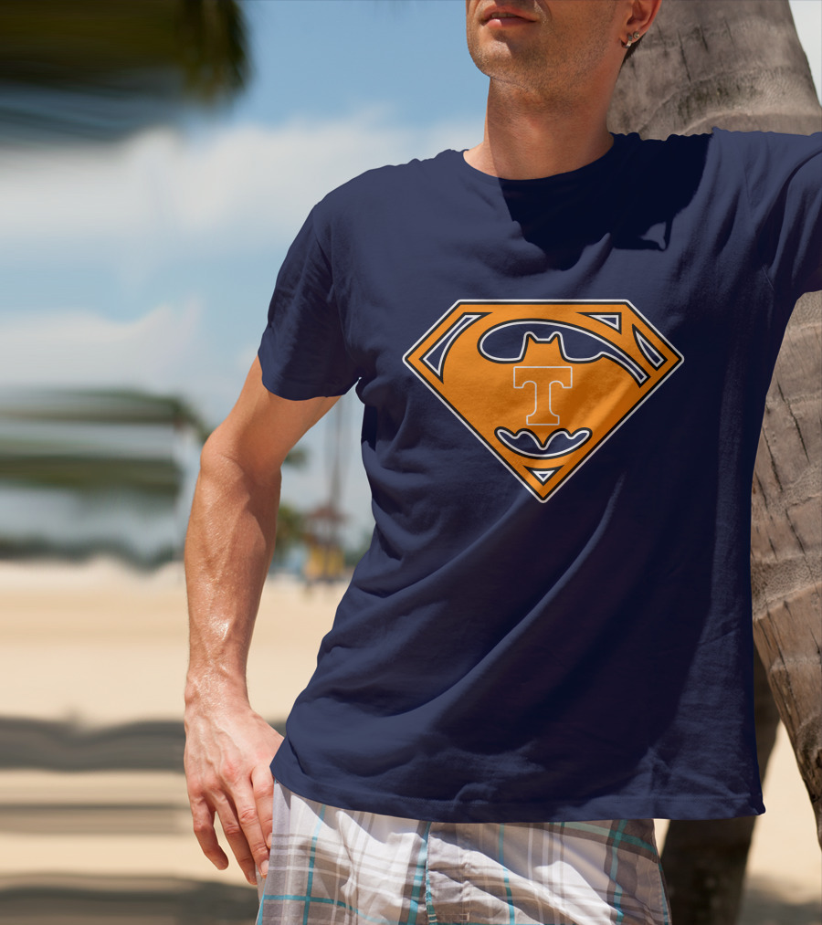 Superman Batman Tennessee Volunteers Logo T-Shirt