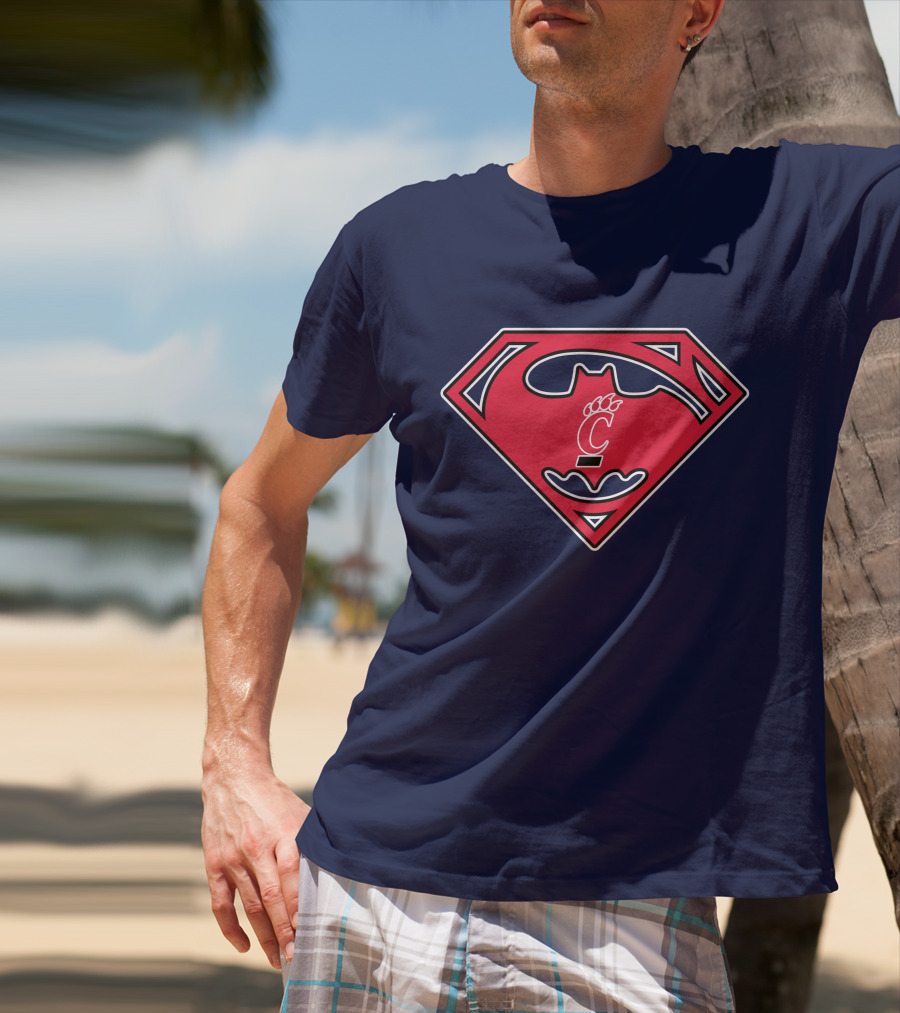 Cincinnati Bearcats Superhero Logo 1984 T-Shirt