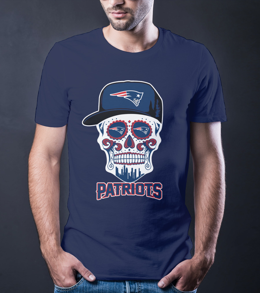 Patriots Skull Logo With Hat And City Skyline T-Shirt