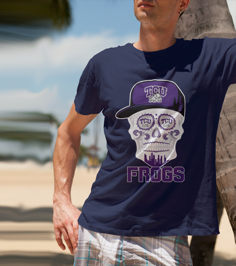 Tcu Horned Frogs Skull Logo With Cap T-Shirt