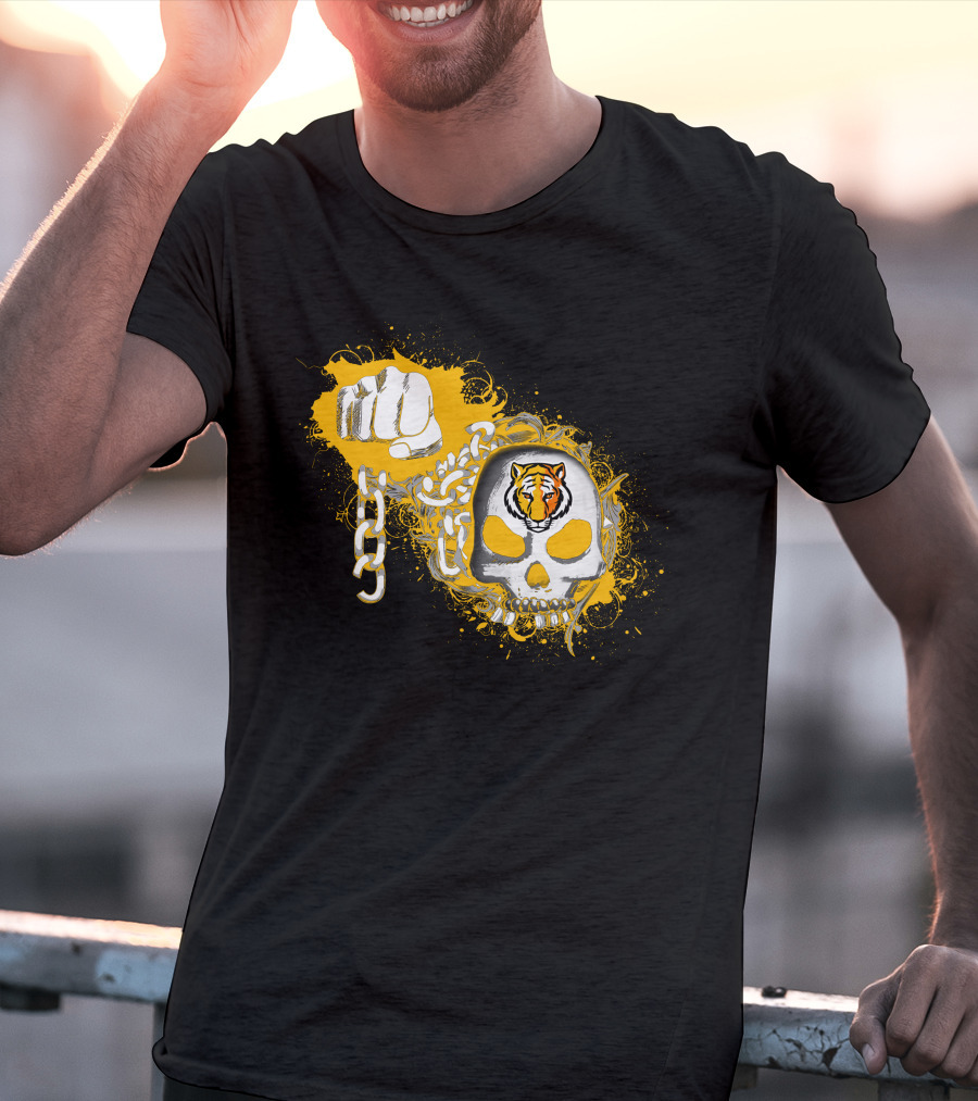 Depauw Tigers Skull And Chain T-Shirt