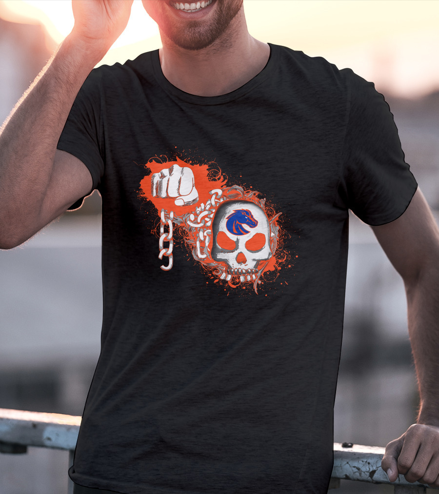 Fist And Skull Chains Boise State Broncos T-Shirt
