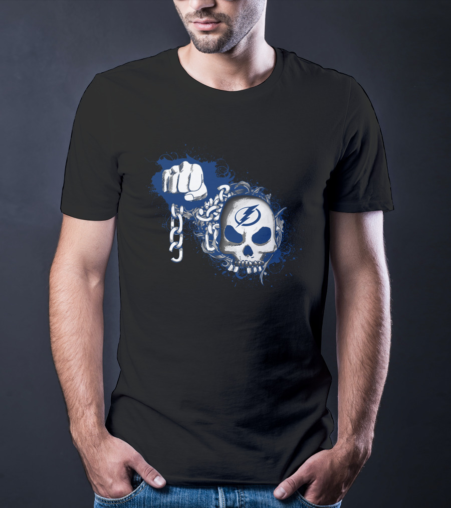 Tampa Bay Lightning Skull And Fist With Chain T-Shirt