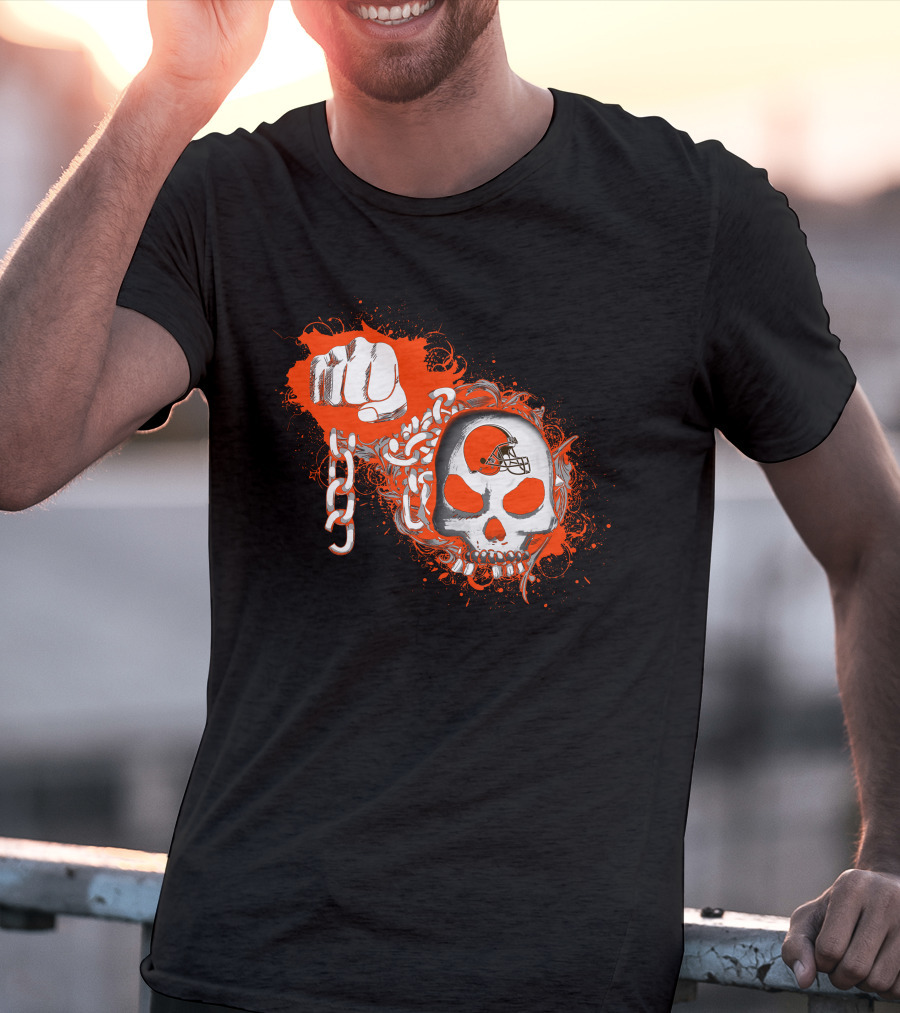 Cleveland Browns Skull Helmet Fist Chains T-Shirt