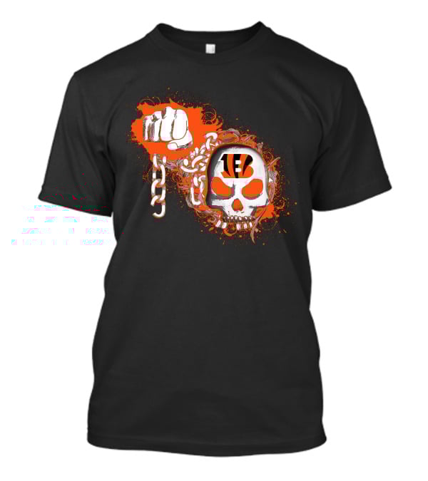 Cincinnati Bengals Skull And Fist Chains T-Shirt
