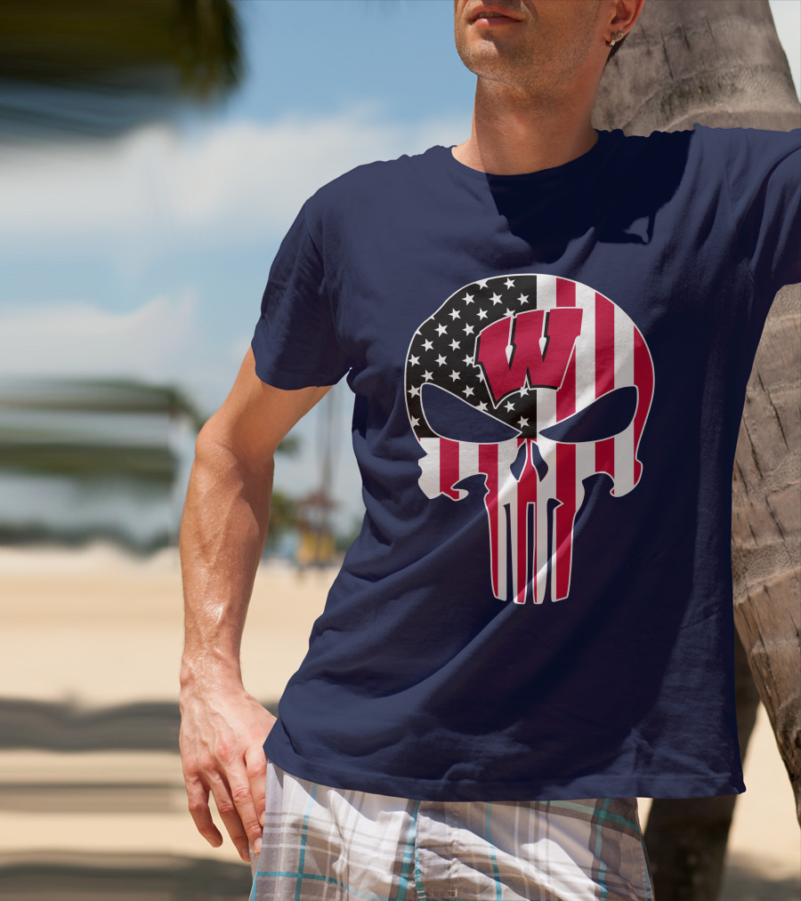 Wisconsin Badgers Punisher Skull American Flag T-Shirt
