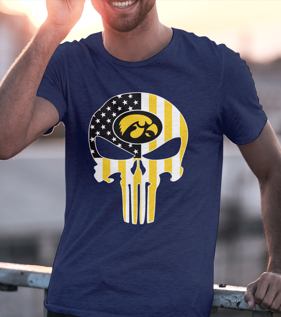 Iowa Hawkeyes The Punisher American Flag Skull T-Shirt