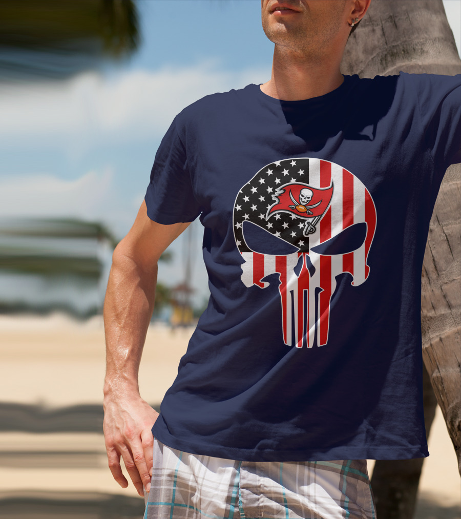 Tampa Bay Buccaneers American Flag Punisher Skull T-Shirt