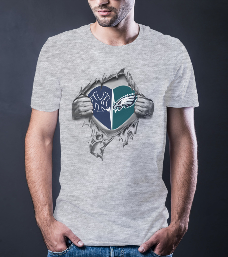 Yankees Eagles Heart Yankees Philadelphia Eagles Heart T-Shirt