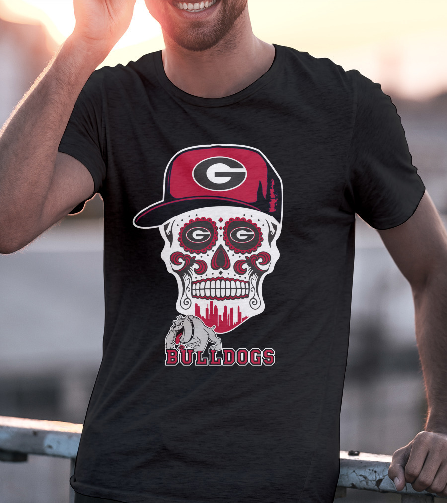 Georgia Bulldogs Skull Cap Funny Bulldogs T-Shirt