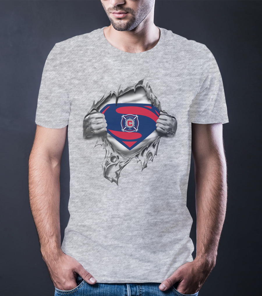 Chicago Fire Superman Logo Badge Emblem Tear Effect T-Shirt