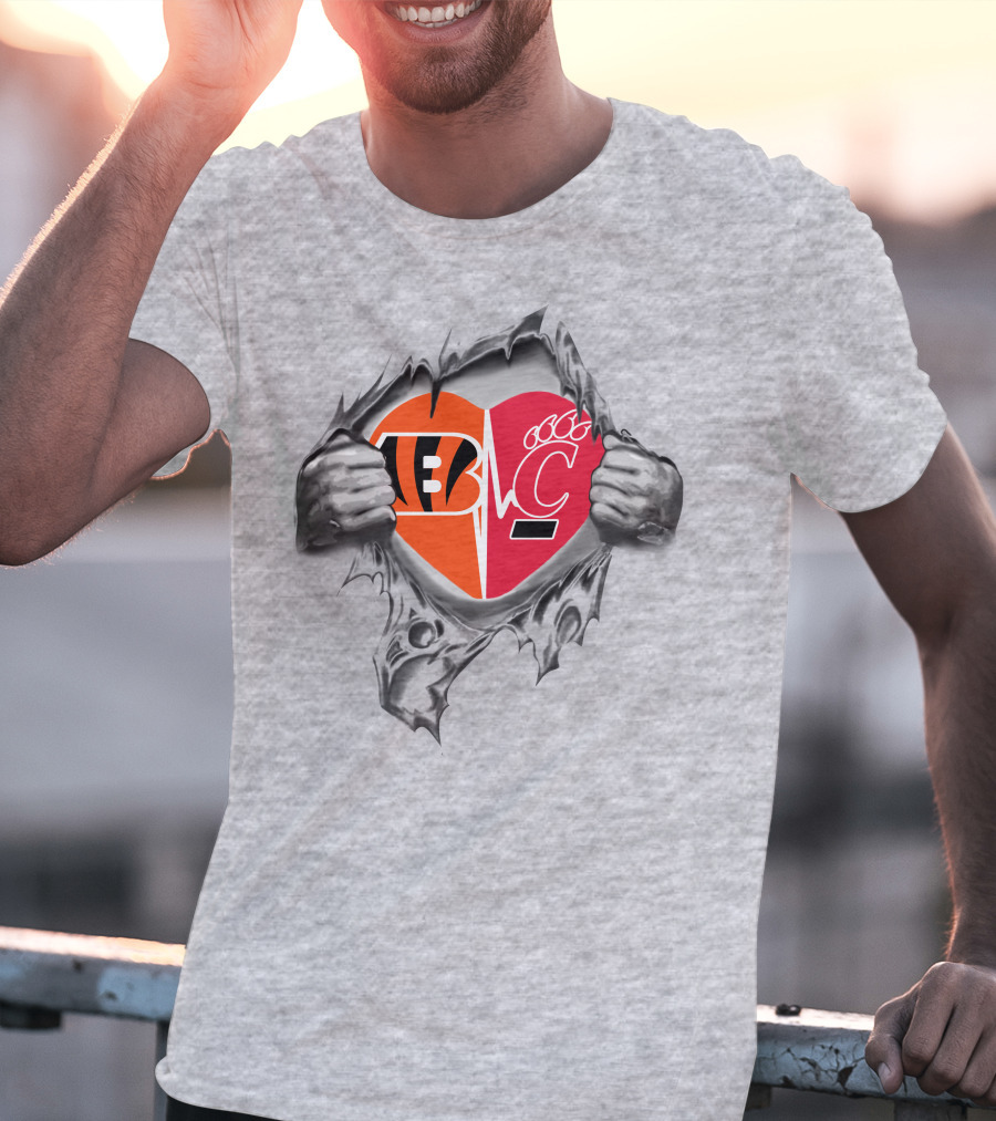 Cincinnati Bengals Bearcats Split Heart 278 It's In My Heart T-Shirt