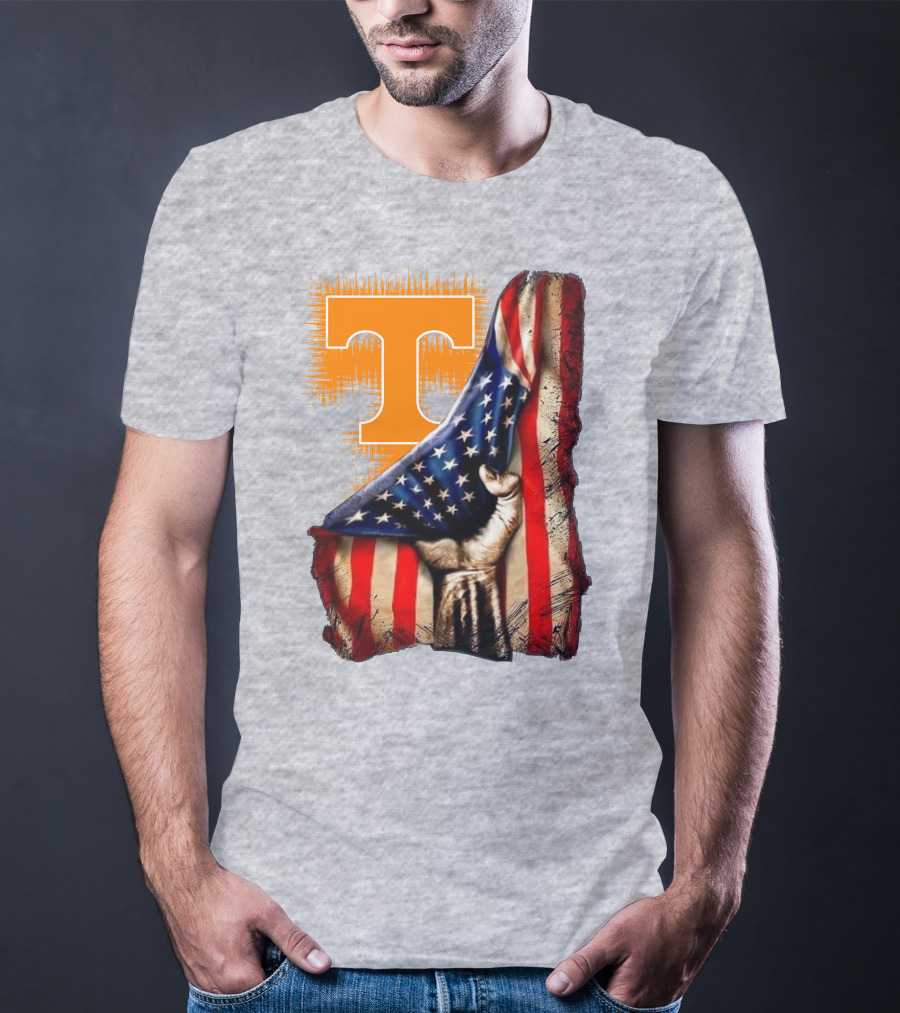 Tennessee Volunteers T Logo American Flag Fist T-Shirt