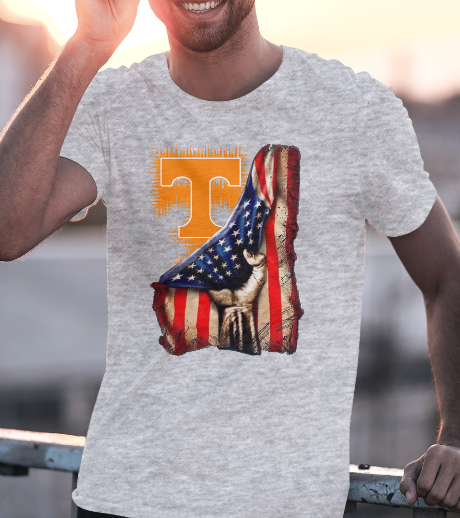 Tennessee Volunteers T Logo American Flag Fist T-Shirt