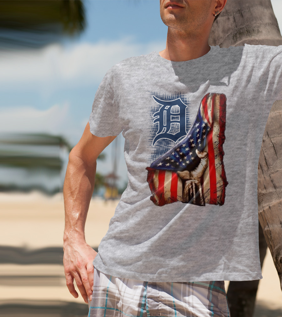 Detroit Tigers American Flag Patriotic Design 230 T-Shirt