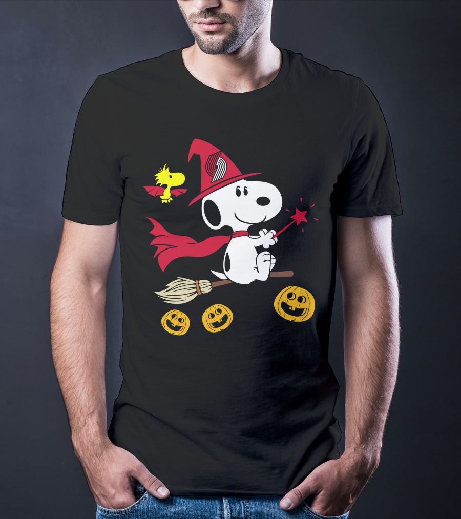 Portland Trail Blazers Happy Halloween Snoopy Witch Broom Woodstock Pumpkins T-Shirt