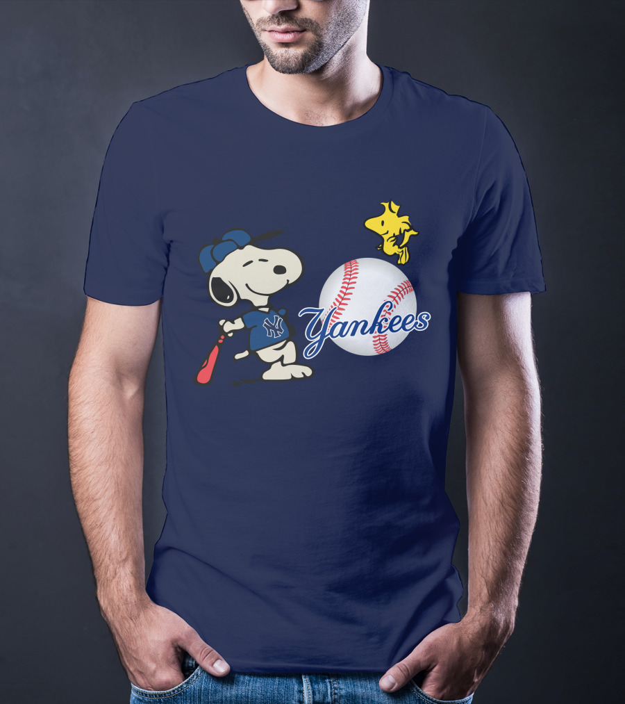 Yankees Snoopy Baseball Woodstock Swing Vintage New York Sports T-Shirt