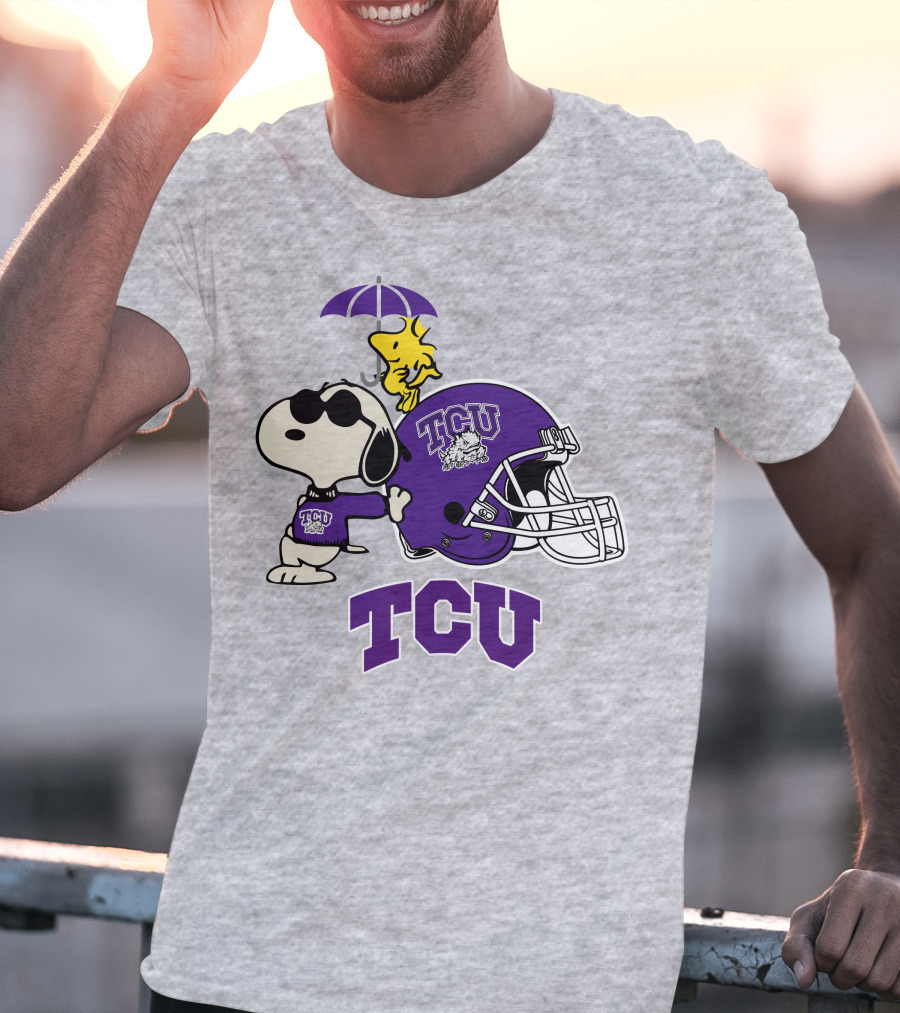 TCU Horned Frogs Snoopy Woodstock Helmet Football T-Shirt