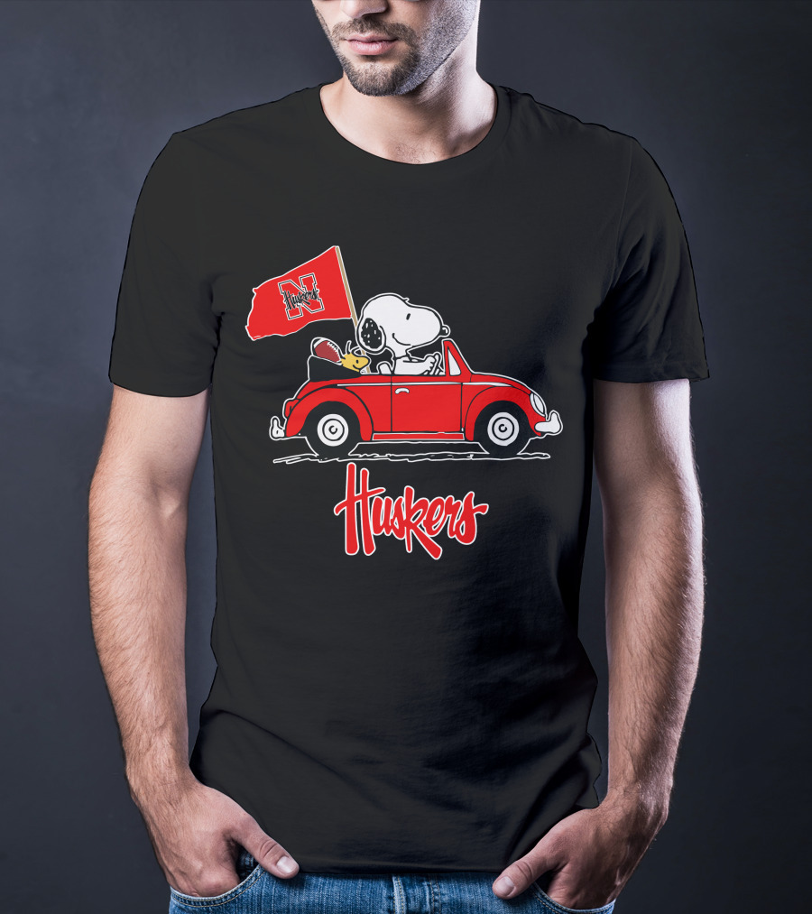 Nebraska Cornhuskers Snoopy Huskers Car Ride T-Shirt