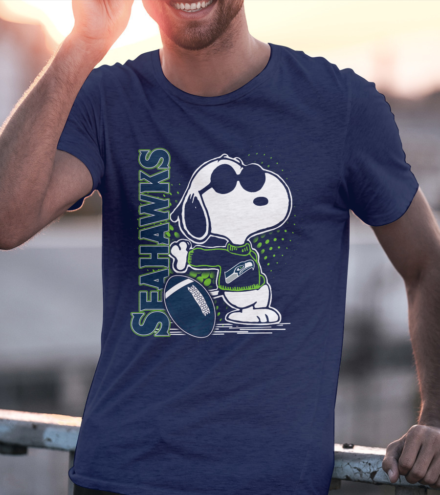 Seattle Seahawks Snoopy Football T-Shirt