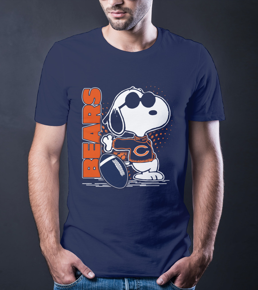 Chicago Bears Snoopy Football Sweater And Sunglasses T-Shirt