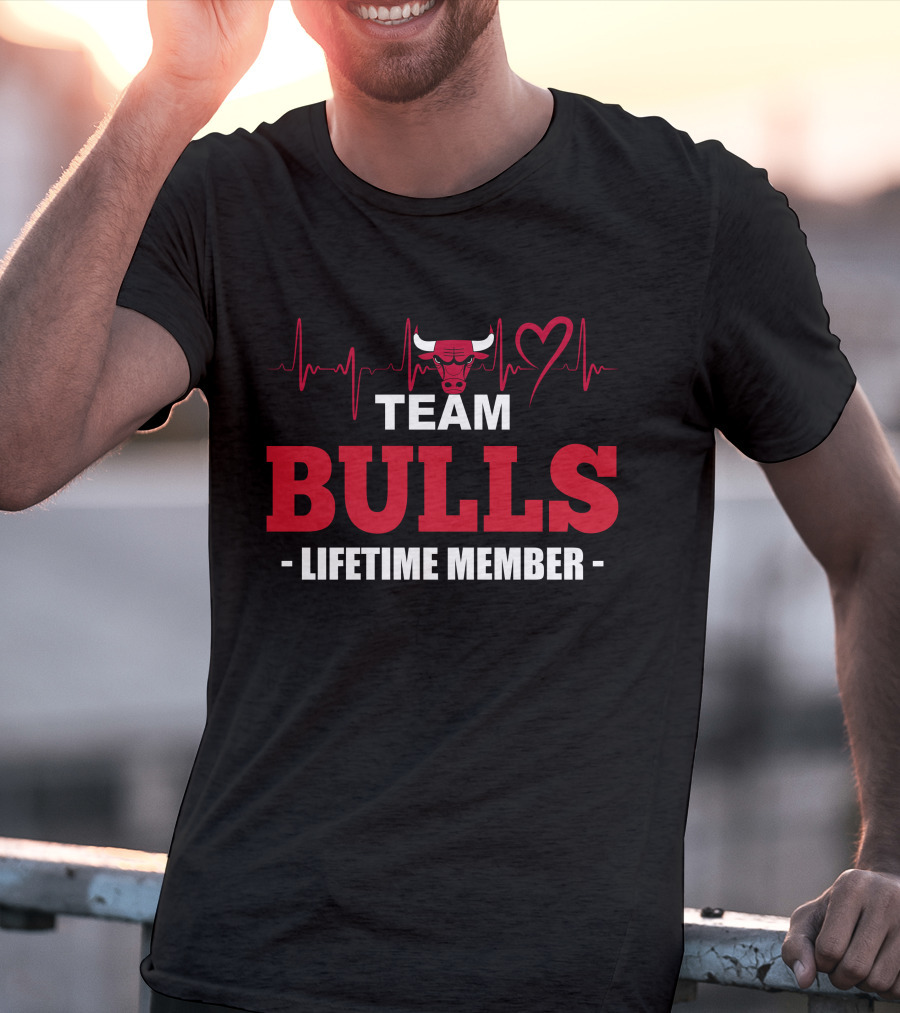 Team Bulls Lifetime Member Heartbeat Chicago Bulls T-Shirt