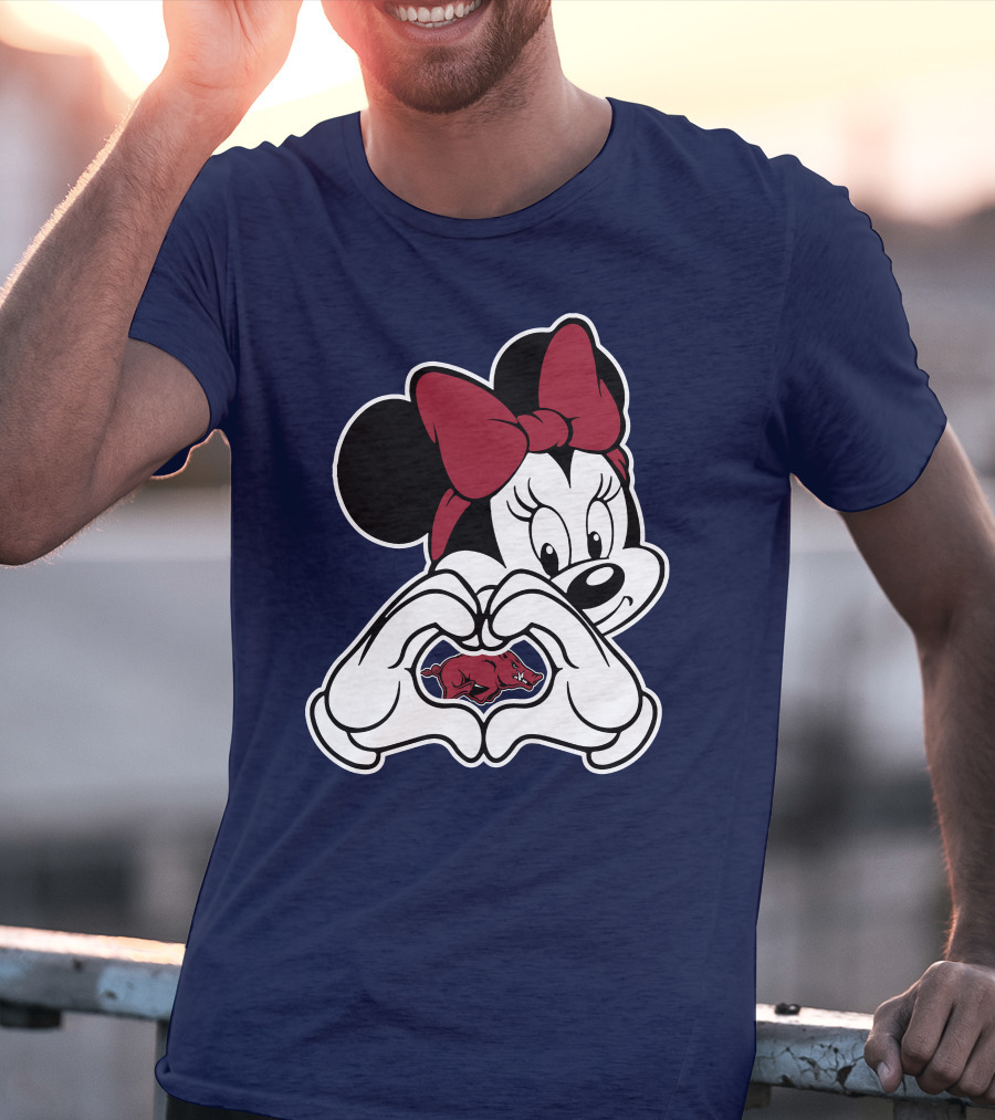 Arkansas Razorbacks Mickey Mouse Heart Hands T-Shirt