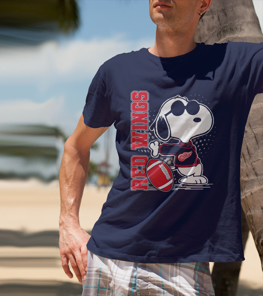 Red Wings Detroit Snoopy Football Peanuts T-Shirt