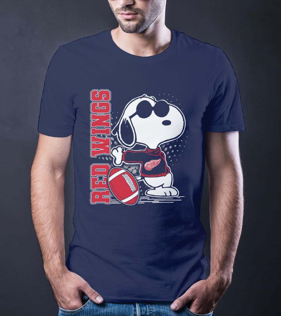 Red Wings Detroit Snoopy Football Peanuts T-Shirt