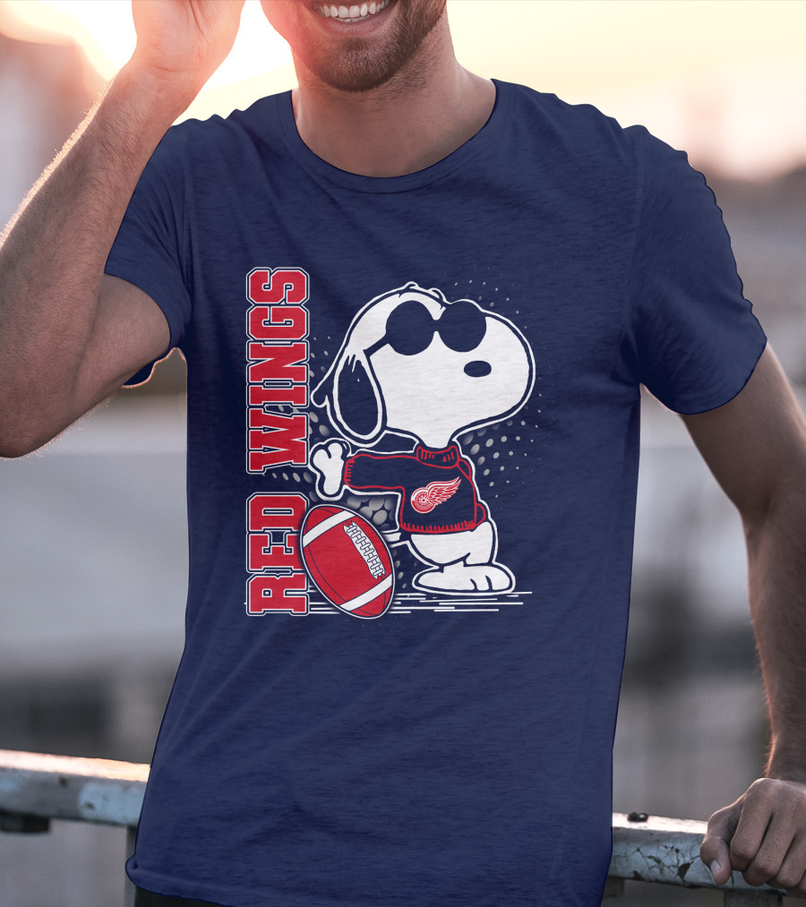 Red Wings Detroit Snoopy Football Peanuts T-Shirt