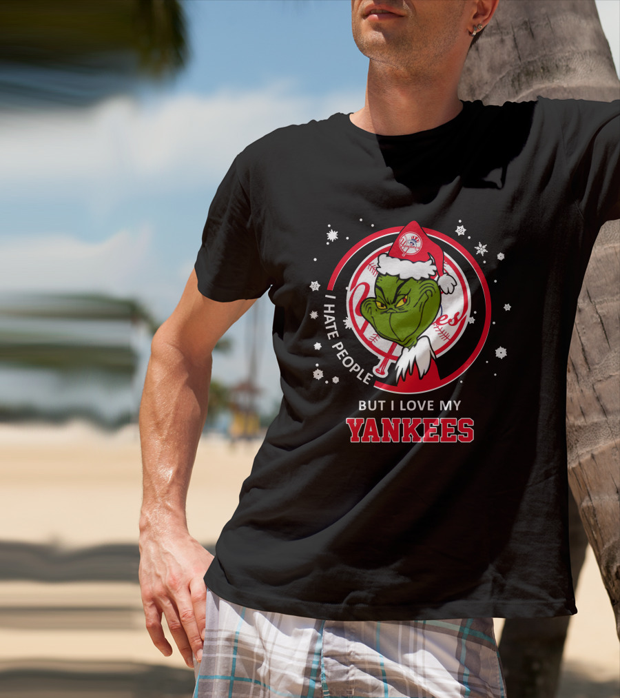 I Hate People But I Love My New York Yankees Grinch Holiday Red Circle Snowflake T-Shirt