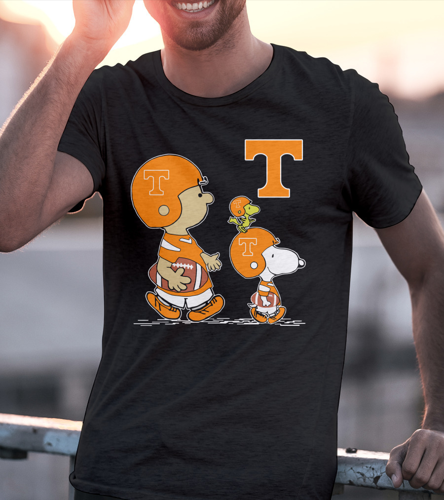 Tennessee Volunteers Peanuts Characters Football Helmet Charlie Brown Snoopy Woodstock T-Shirt