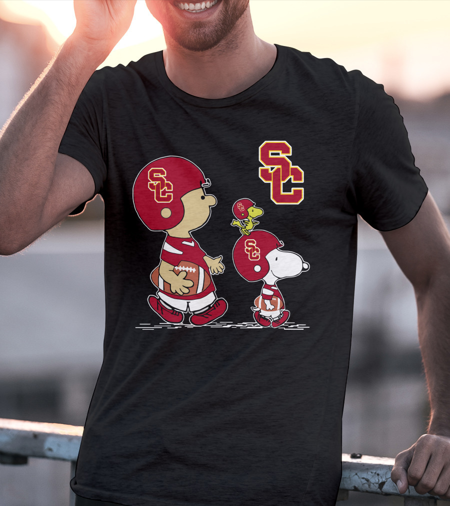 Usc Trojans Sc Football Peanuts Snoopy And Woodstock In Helmets T-Shirt