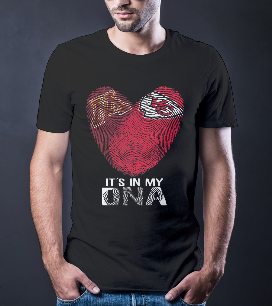Minnesota Golden Gophers And Chiefs It's In My Dna Fingerprint Heart T-Shirt