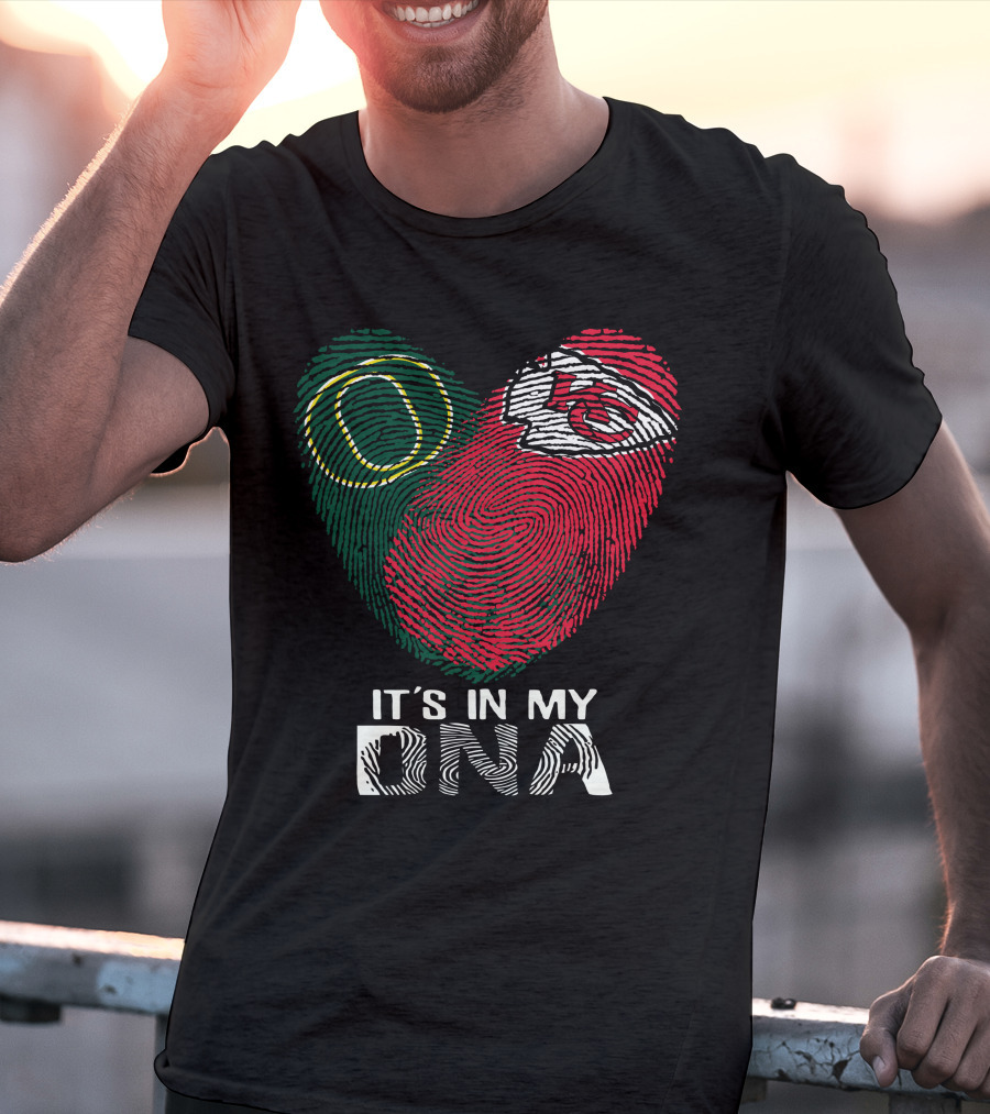 Oregon Ducks Chiefs It's In My Dna Heart Fingerprint T-Shirt