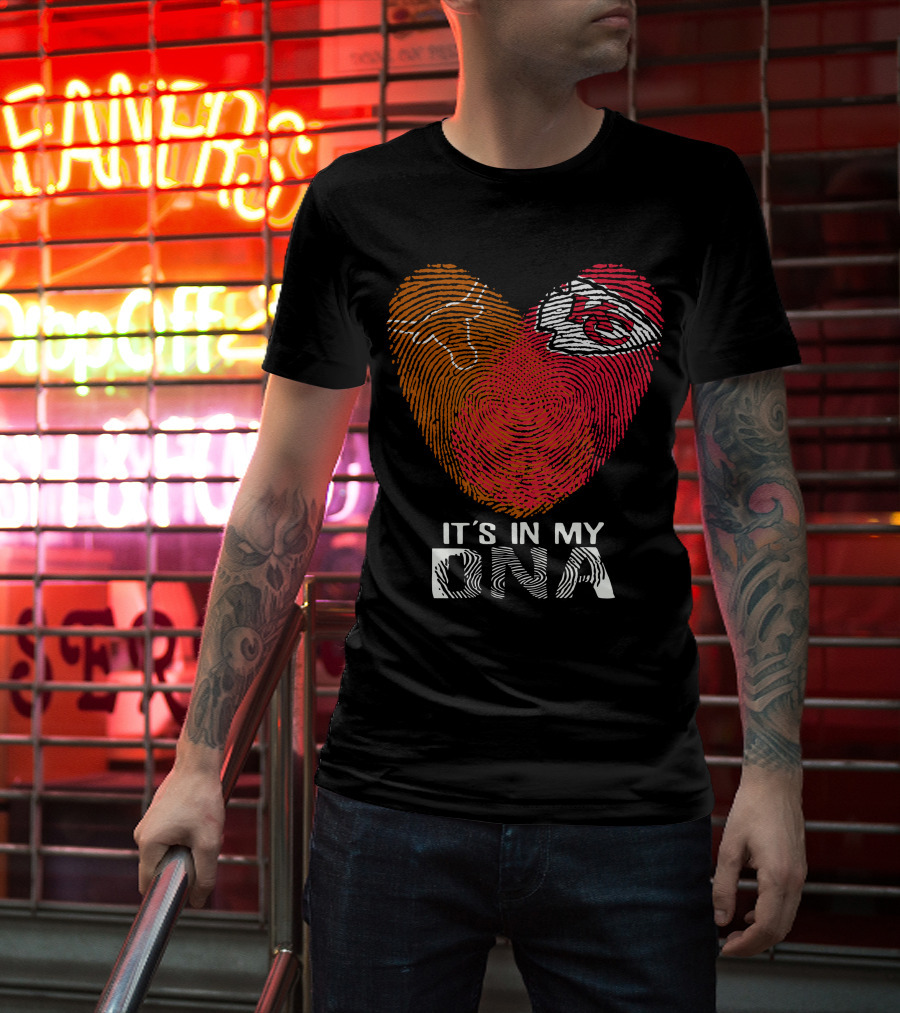 Texas Longhorns Kansas City Chiefs It's In My Dna Fingerprint Heart T-Shirt