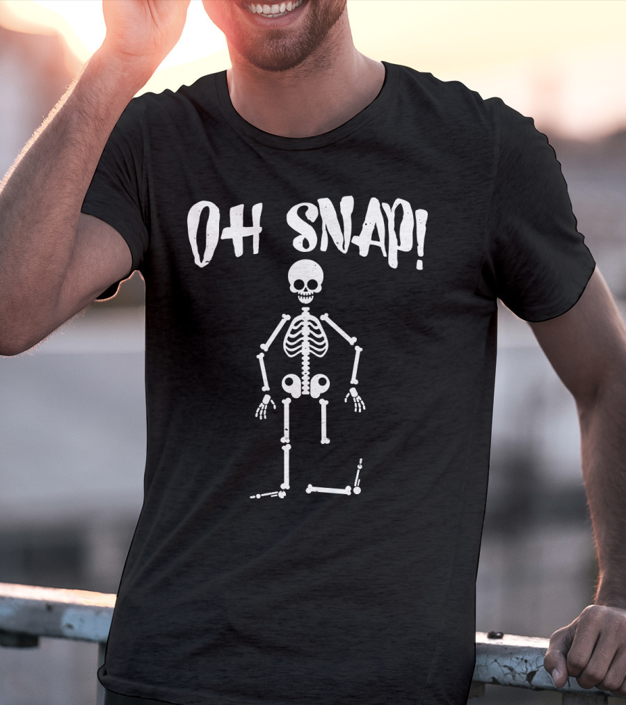 Oh Snap Funny Halloween Skeleton Style With Missing Leg T-Shirt