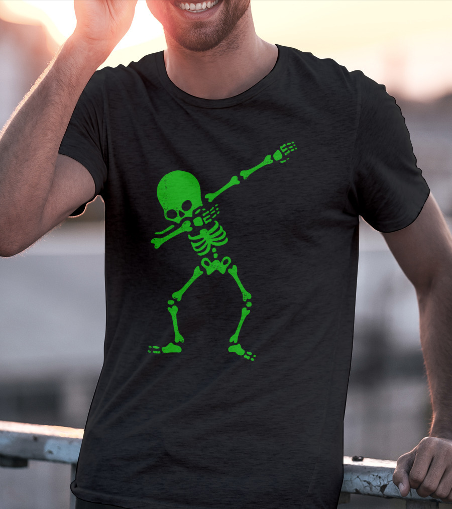 Dabbing Green Skeleton Halloween Humor T-Shirt