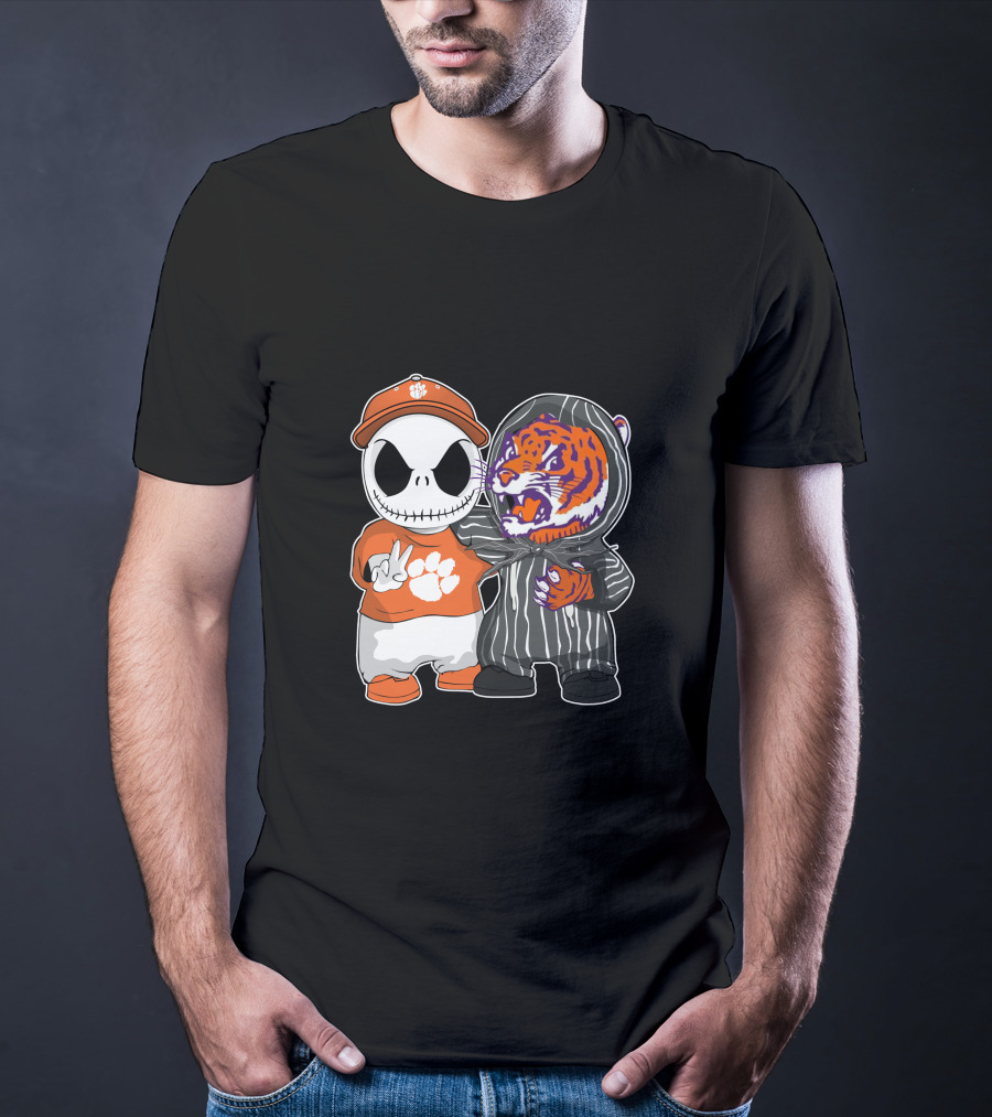 Jack Skellington Clemson Tigers Fan With Tiger Mascot Hugging T-Shirt