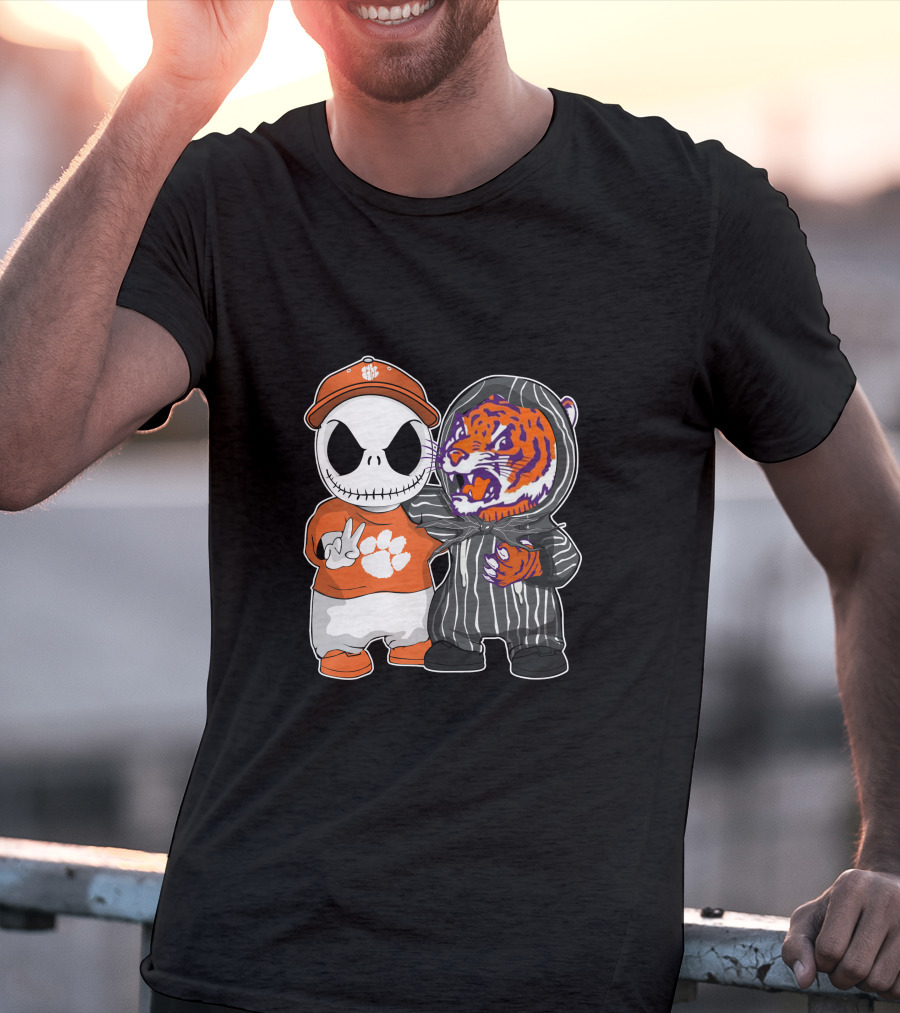 Jack Skellington Clemson Tigers Fan With Tiger Mascot Hugging T-Shirt