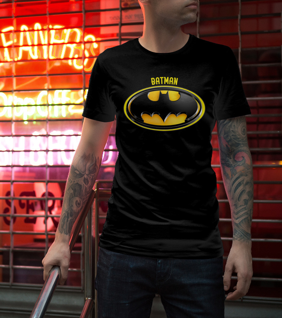 BATMAN Bat Symbol Icon Oval Emblem T-Shirt