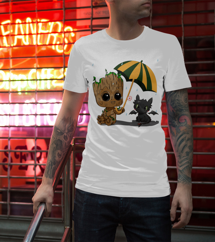 Groot And Little Hiccup Dragon Sharing Umbrella In The Rain T-Shirt