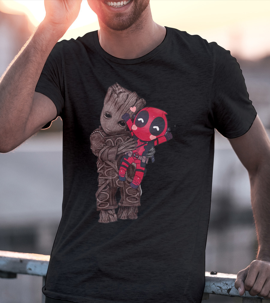 Groot Hugging Chibi Deadpool With Hearts T-Shirt