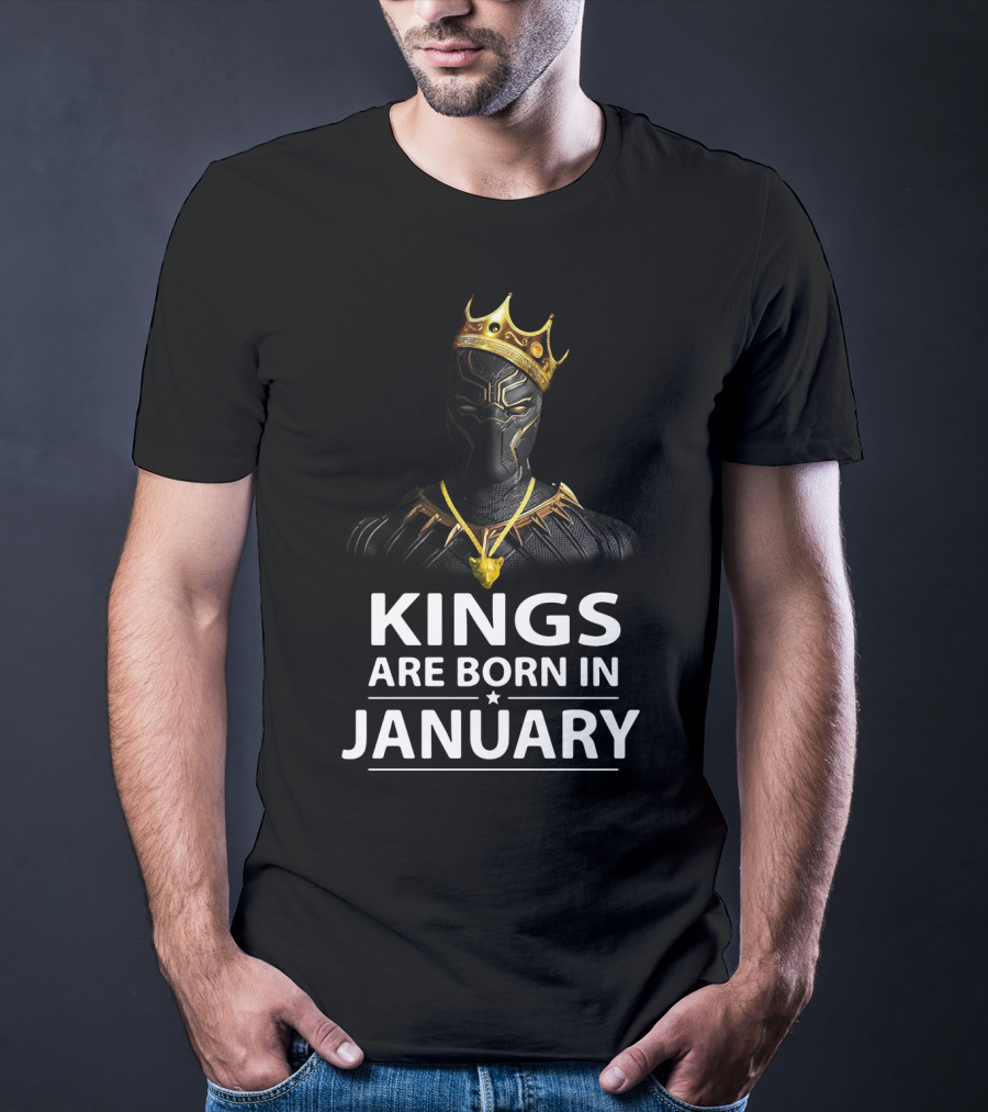 Kings Are Born In January Black Panther With Crown And Necklace T-Shirt