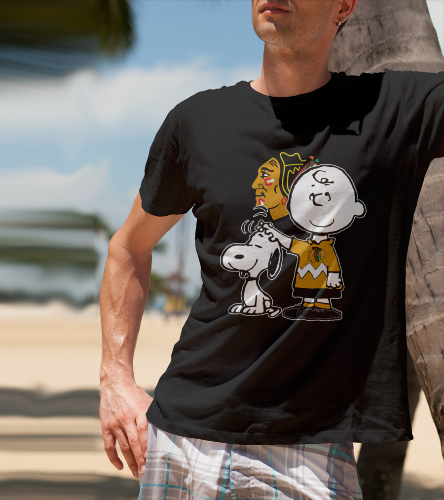 Chicago Blackhawks Charlie Brown And Snoopy T-Shirt