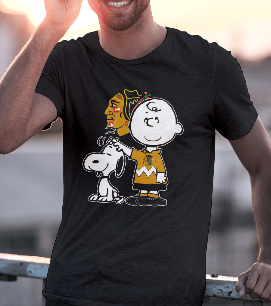 Chicago Blackhawks Charlie Brown And Snoopy T-Shirt