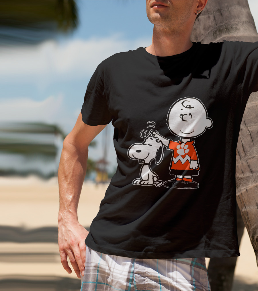 Clemson Tigers Football Paw Print On Charlie Brown With Snoopy T-Shirt