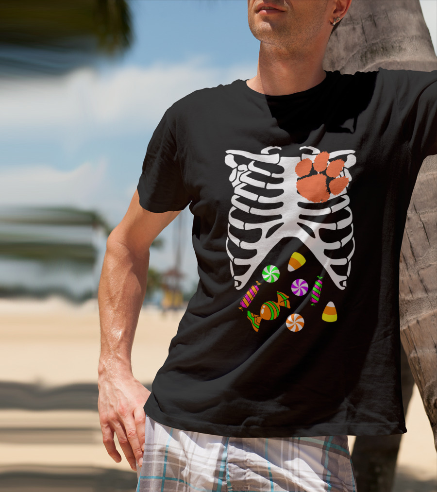 Clemson Tigers Halloween Candy Skeleton Paw Print T-Shirt