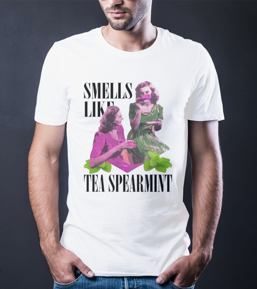 Smells Like Tea Spearmint Retro Women Green Pink Cups T-Shirt