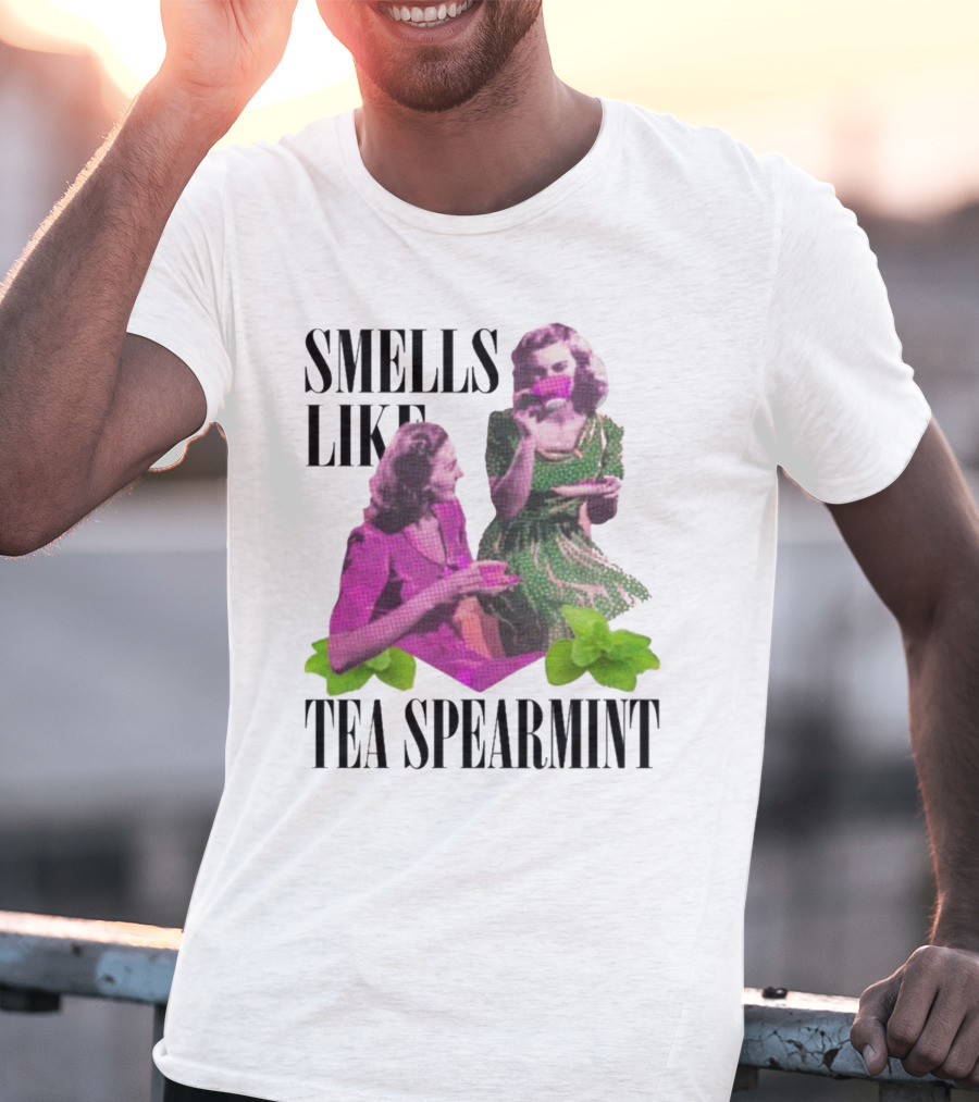 Smells Like Tea Spearmint Retro Women Green Pink Cups T-Shirt